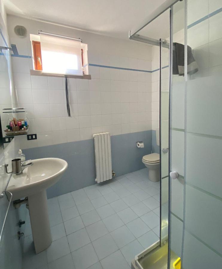 Apartment With Garden And Grill - Green Residence Sirmione Десенцано дел Гарда Екстериор снимка